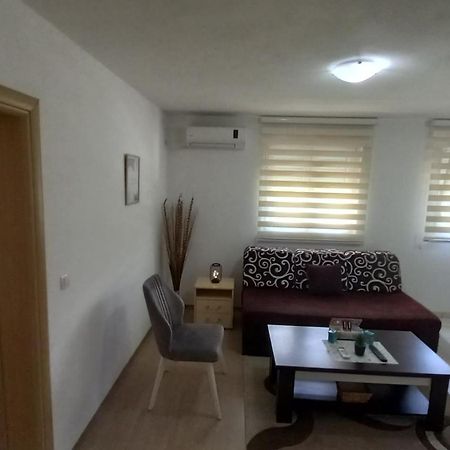 Apartments Platz Мостар Екстер'єр фото