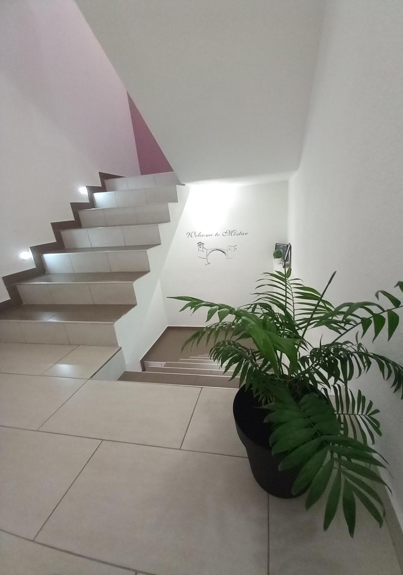 Apartments Platz Мостар Екстер'єр фото