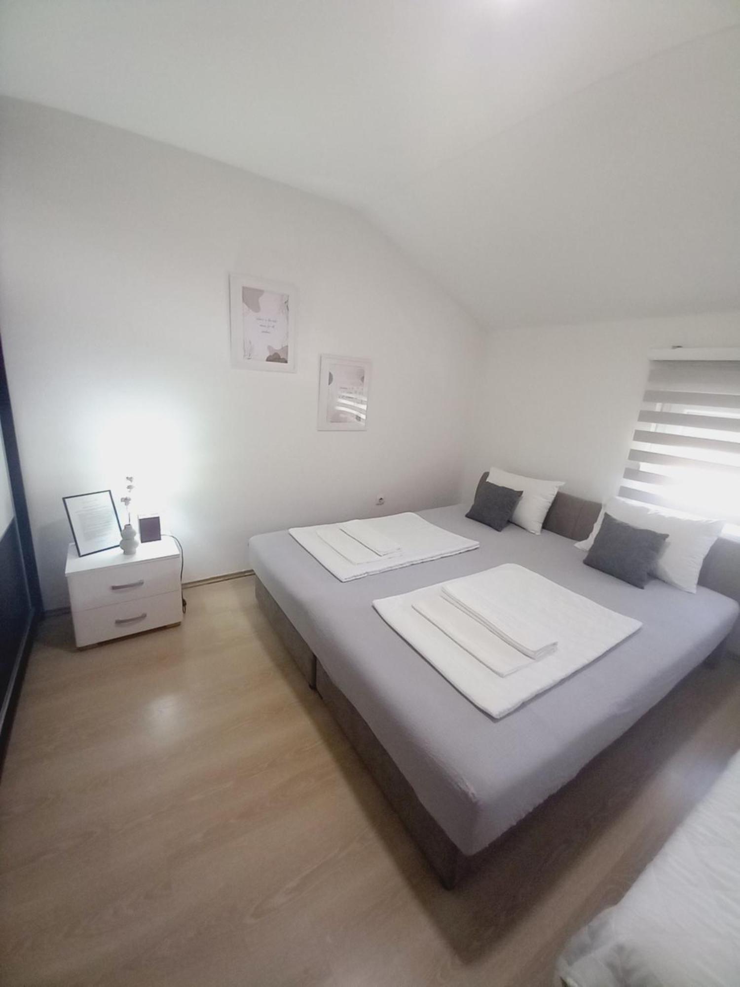 Apartments Platz Мостар Номер фото